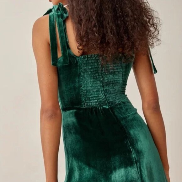 Reformation Minna Velvet Dress in Green - Picture 3 of 4